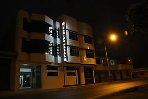 Hotel Camino Real
