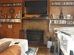 A house full of steel balls and games