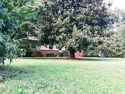 A house full of steel balls and games
