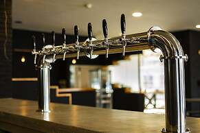 The Phat Packers - Hostel