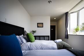 The Phat Packers - Hostel