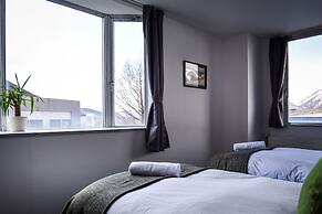 The Phat Packers - Hostel