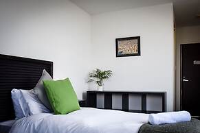 The Phat Packers - Hostel