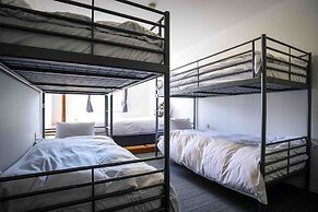 The Phat Packers - Hostel