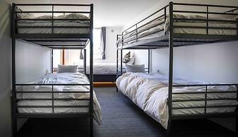 The Phat Packers - Hostel