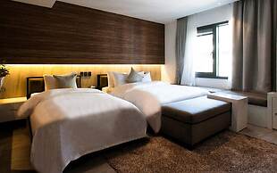 Golden Hotel Incheon