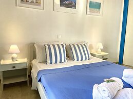 Sunflower Apartments & Studios