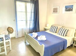 Sunflower Apartments & Studios