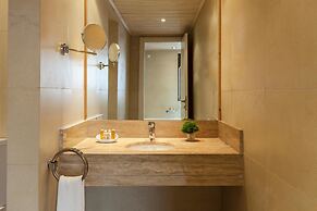 Santa Marina Arachova Resort & Spa