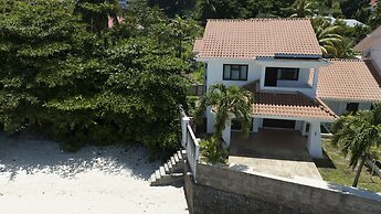 Ocean View Villa - Beauvallon Villas