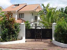 Ocean View Villa - Beauvallon Villas