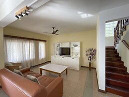 Ocean View Villa - Beauvallon Villas