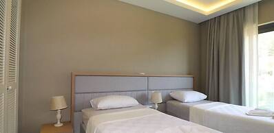 Villa Joy 2 by JoyLettings