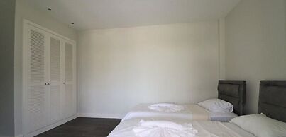 Villa Joy 2 by JoyLettings