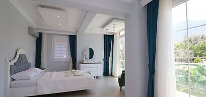 Villa AKD1  by JoyLettings