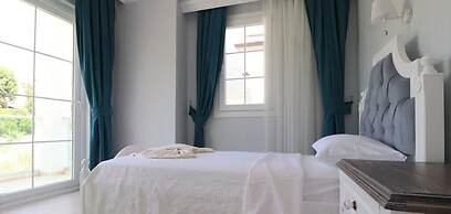 Villa AKD1  by JoyLettings