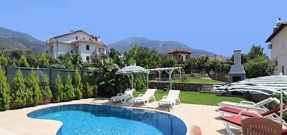 Villa AKD1  by JoyLettings