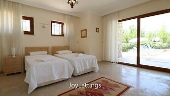 Villa AX07 by JoyLettings