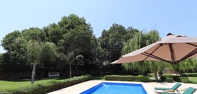 Villa BLN1 by JoyLettings