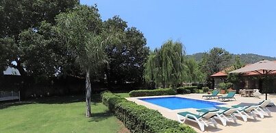 Villa BLN1 by JoyLettings