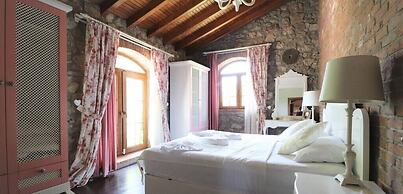 Villa BLN1 by JoyLettings