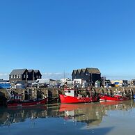 One Bedroom Flat in Whitstable With Free Parking