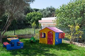 Family House near the Beach