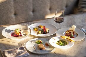 Four Seasons Hotel Tokyo at Otemachi