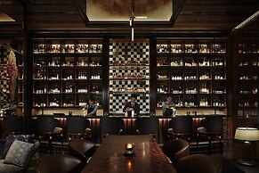 Four Seasons Hotel Tokyo at Otemachi