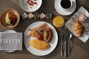 Four Seasons Hotel Tokyo at Otemachi