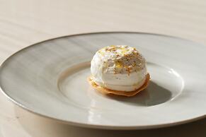 Four Seasons Hotel Tokyo at Otemachi