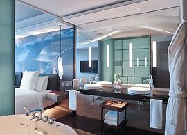 Four Seasons Hotel Tokyo at Otemachi