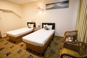 E-Outfitting Golden Country Hotel