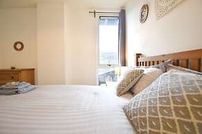 MK Hub Apartment with Oak Furniture