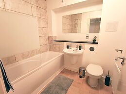 MK Hub Apartment with Oak Furniture