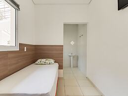 OYO Hotel Jardim Emilia