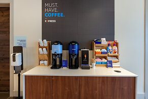 Holiday Inn Express & Suites Brunswick - Harpers Ferry Area by IHG