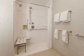 Holiday Inn Express & Suites Brunswick - Harpers Ferry Area by IHG