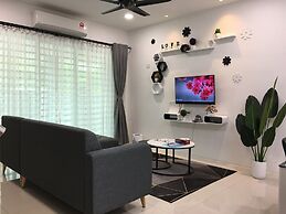 Ipoh Paradise Homestay Station 18