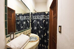 Capital O Hotel Al Son de los Santos - Hostel