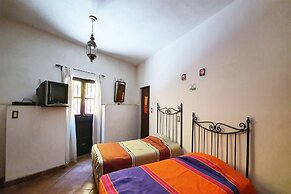 Capital O Hotel Al Son de los Santos - Hostel