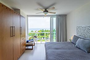 BRISA Beachfront Studio- Amazing Oceanview