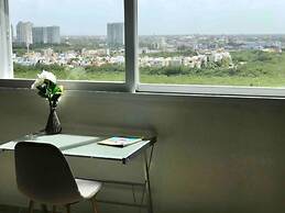 MAREA Beachfront 2 BDR - Stunning Oceanview