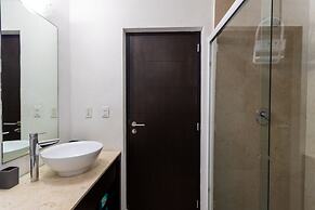 MARINA Beachfront 2 BDR- Amazing Oceanview