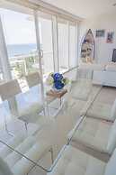 MARINA Beachfront 2 BDR- Amazing Oceanview