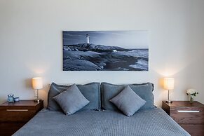 OCEAN beachfront 4 BDR -Amazing Oceanview