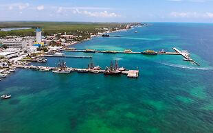 CARIBE Beachfront 2 BDR- Incredible Oceanview