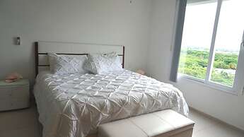 CARIBE Beachfront 2 BDR- Incredible Oceanview