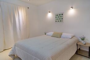 Delightful Lagoon front Villa at hotel zone