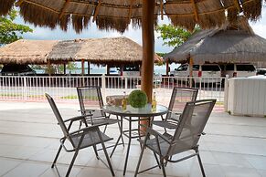 Delightful Lagoon front Villa at hotel zone